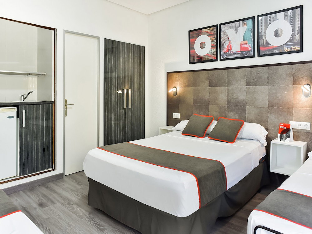 Hotel Hello Feria