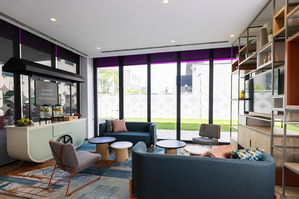 Hotel Spark By Hilton Madrid Alcala