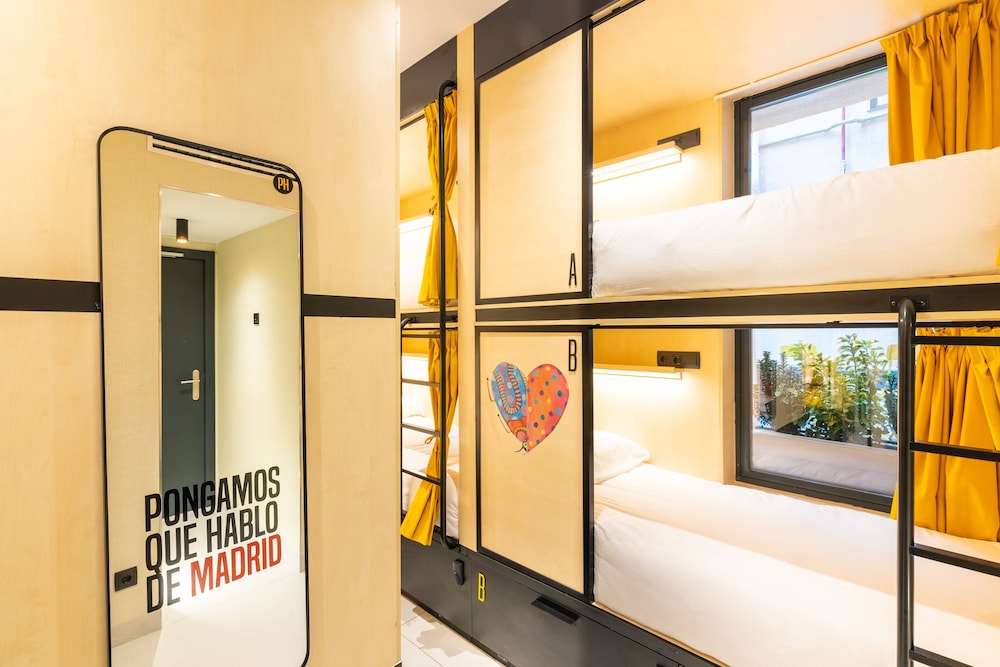 Hotel Petit Hostel Palacio Real