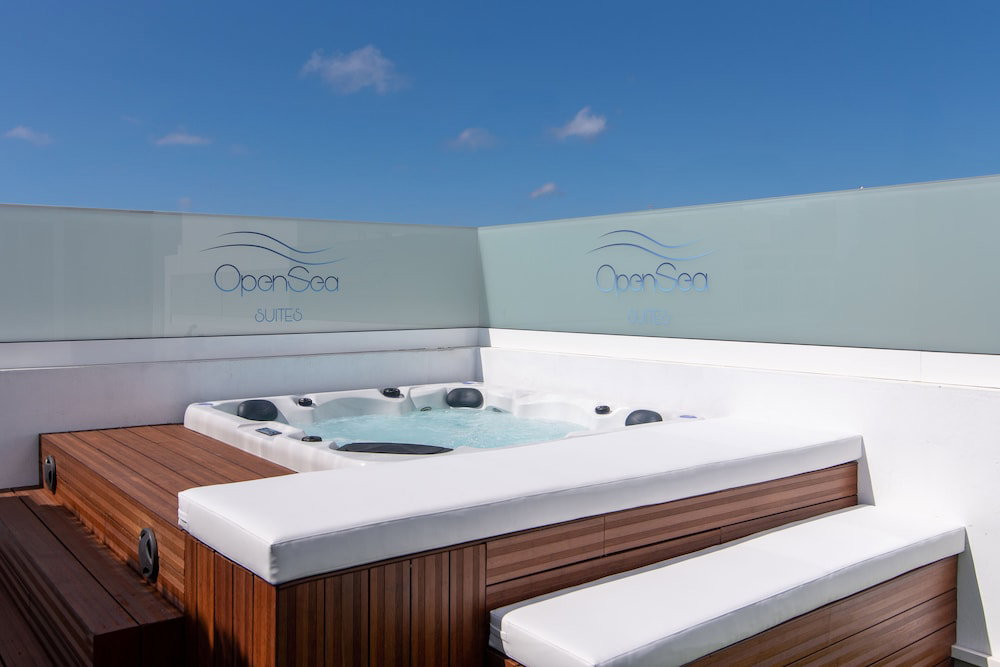 Open Sea Suites