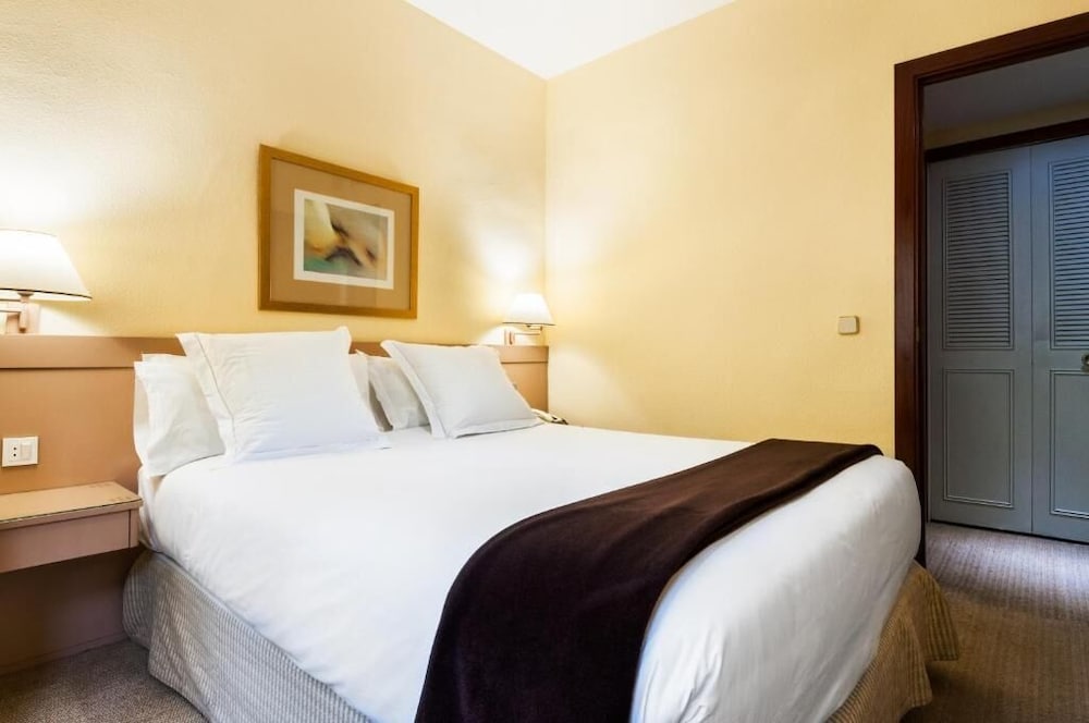 Hotel Espahotel Plaza Basílica
