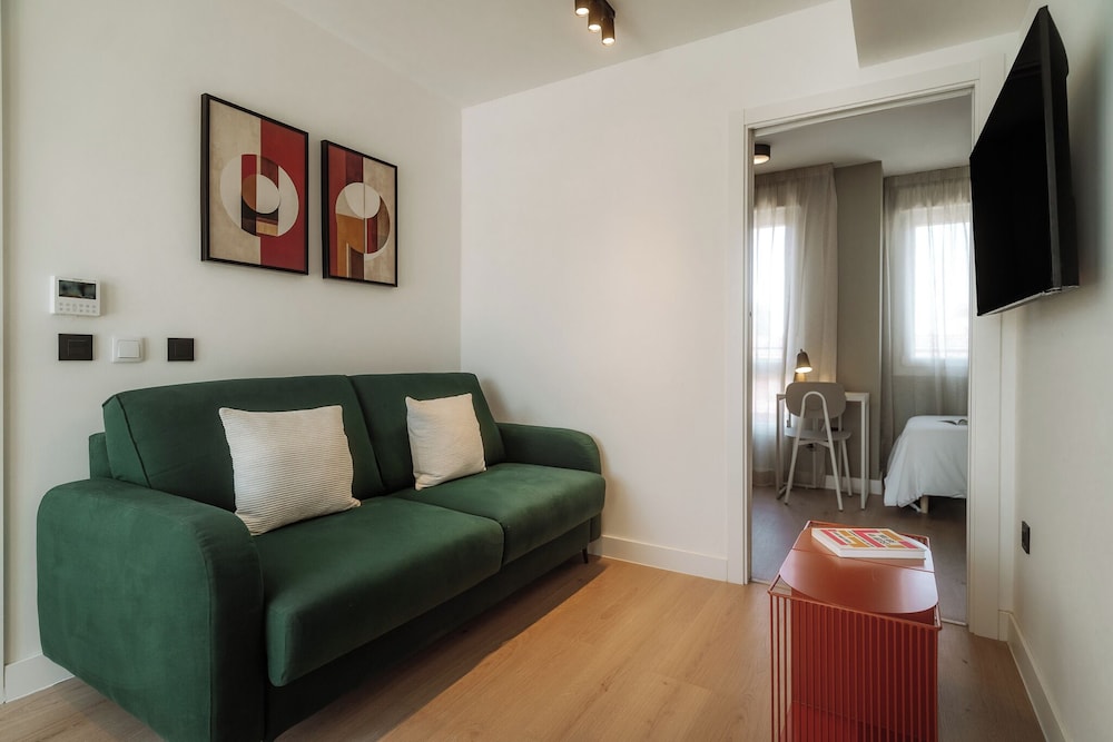 Hotel Via Monte Apartments By Olala Homes