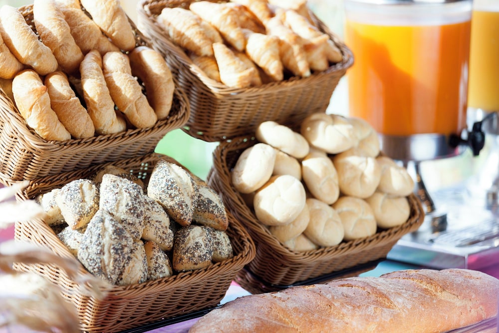 Hotel Holiday Inn Express & Suites Barcelona Sabadell By Ihg