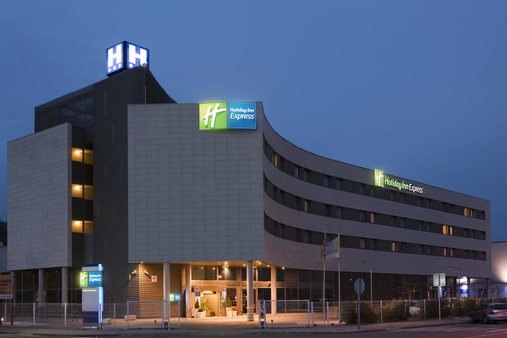 Hotel Holiday Inn Express Barcelona - Molins De Rei By Ihg