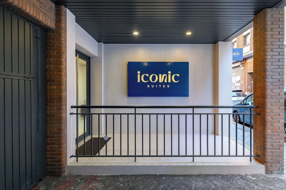 Hotel Iconic Suites