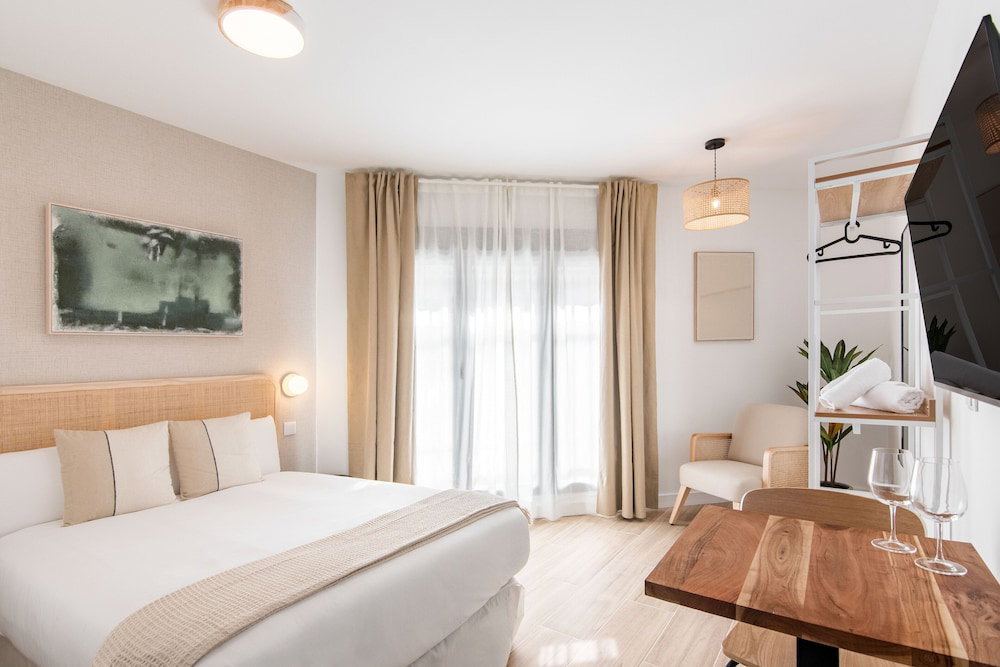 Hotel The Madrid Studios By Charming