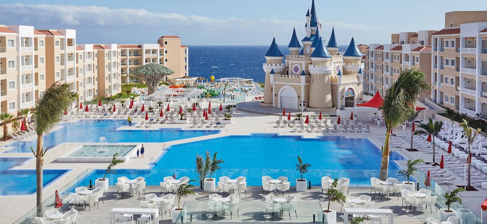 Hotel Bahia Principe Explore Fantasia – Hyatt Inclusive Collection