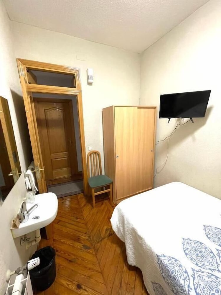 Hotel Hostal Fernández Atocha