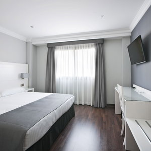 Hotel Hotel Uve Alcobendas cazare Alcobendas