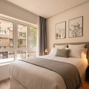 Hotel Limehome Madrid Calle Hurtado De Mendoza cazare Chamartin