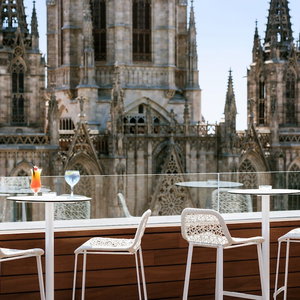 Hotel Lamaro Hotel Barcelona 5★ | Preferred Hotels & Resorts | Lifestyle Collection cazare Barri Gotic