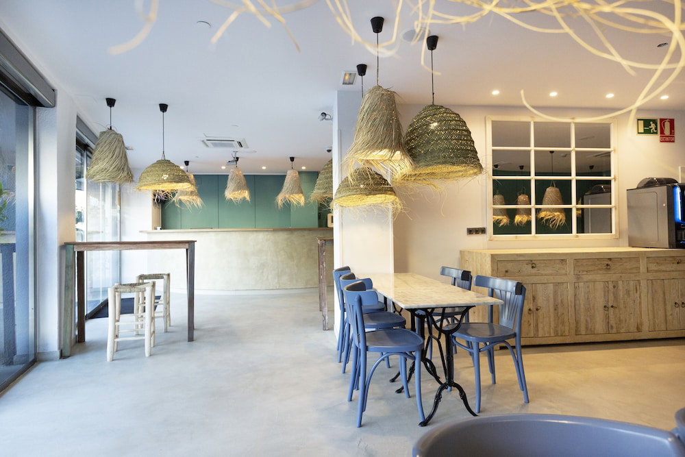 Hotel Yomo Hostal Bcn Port