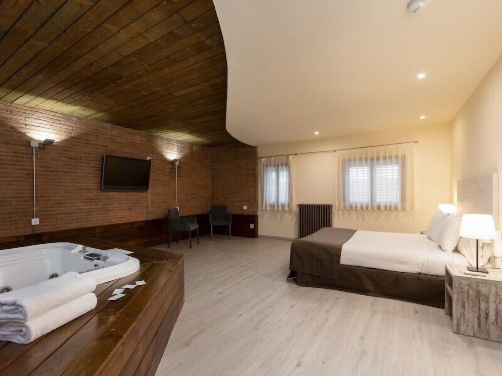 Hospedium Apartamentos Dv