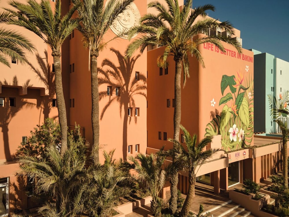 Hotel Bikini Island & Mountain Hotel Es Trenc – Adults Only