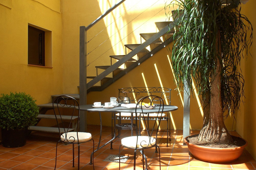 Ainb Las Ramblas-Guardia Apartments