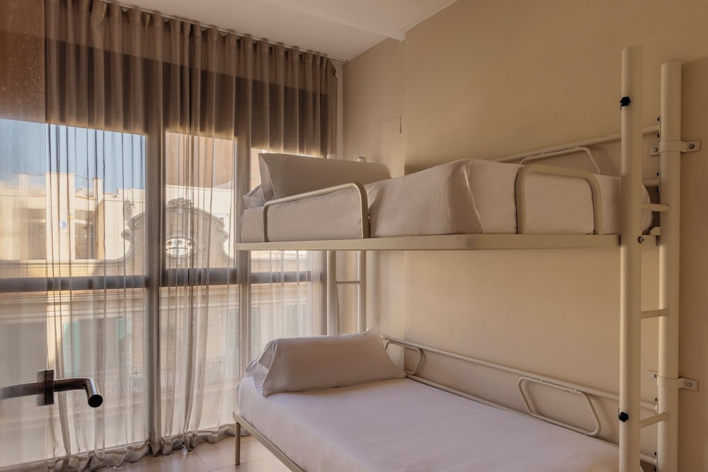 Gran De Gràcia Apartments