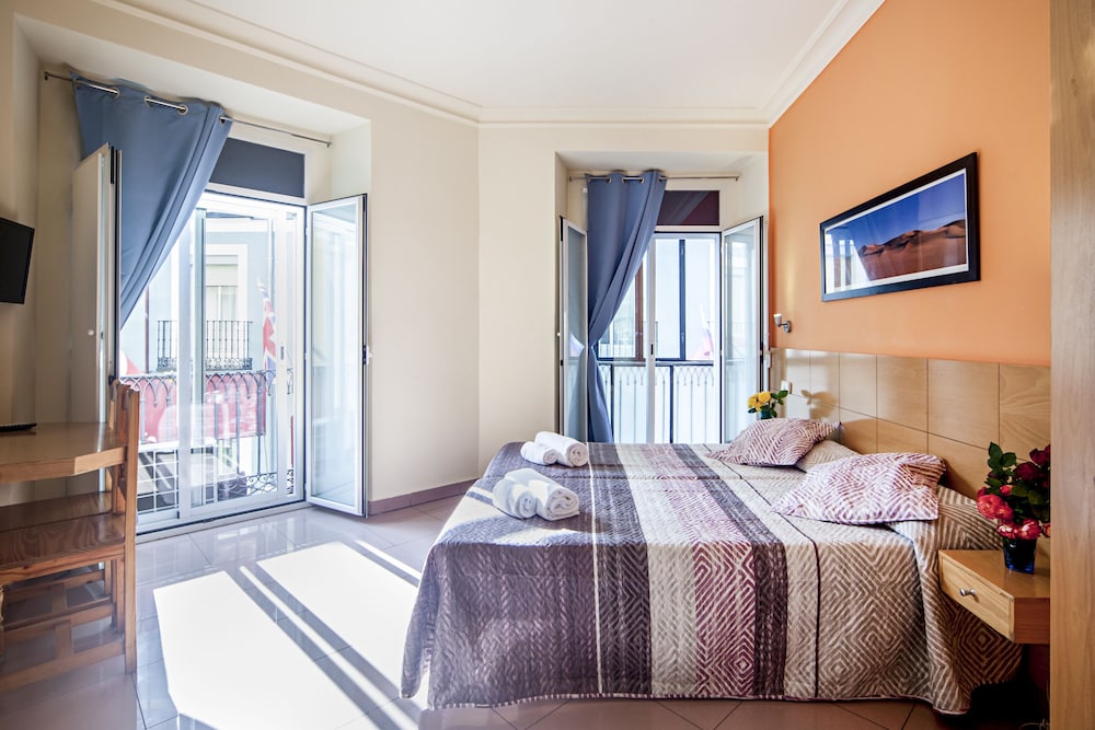 Hotel Inter Puerta Del Sol - Auto Check-In
