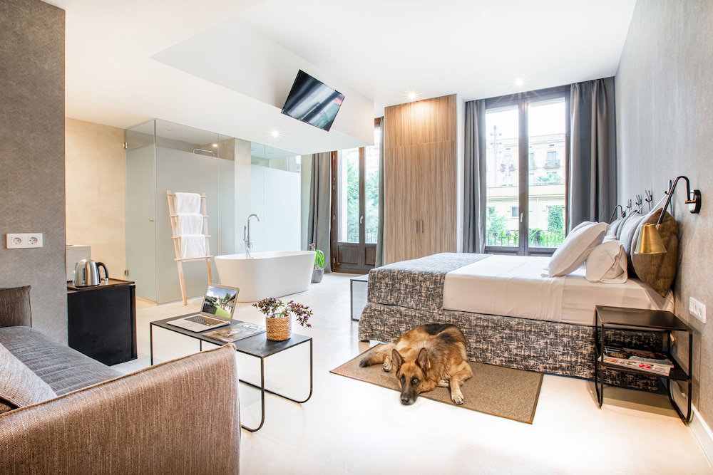 Hotel Casa Lirio By Blossom Hotels