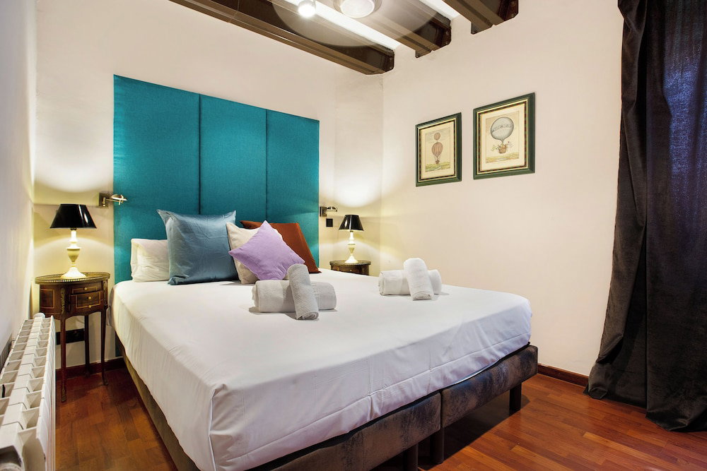 Stay U-Nique Apartments Carretes