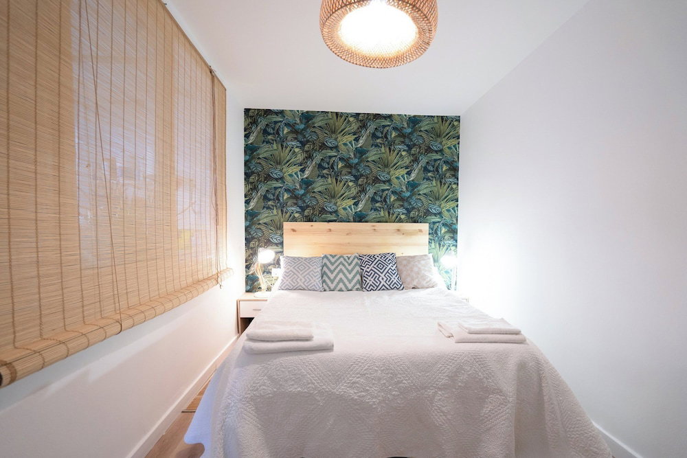 Castelldefels - Apartment - Sleeps 4 - Beach Side