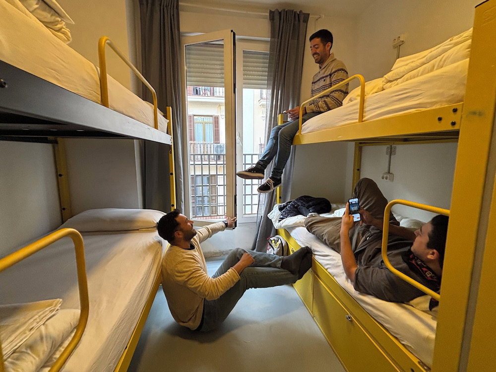 Hey Lola Hostel