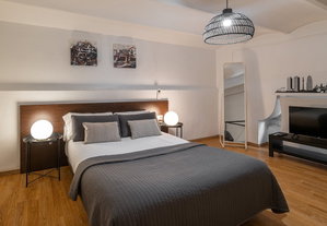 Hotel Stay U-Nique Apartments Tordera cazare la Vila de Gracia