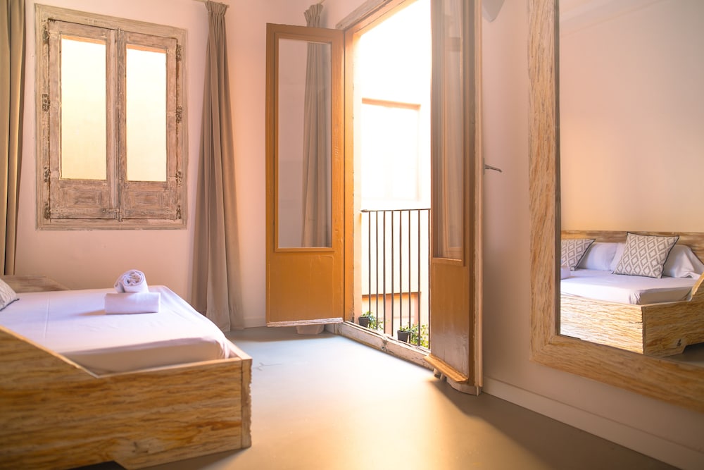 Apartamentos La Guarida 1820