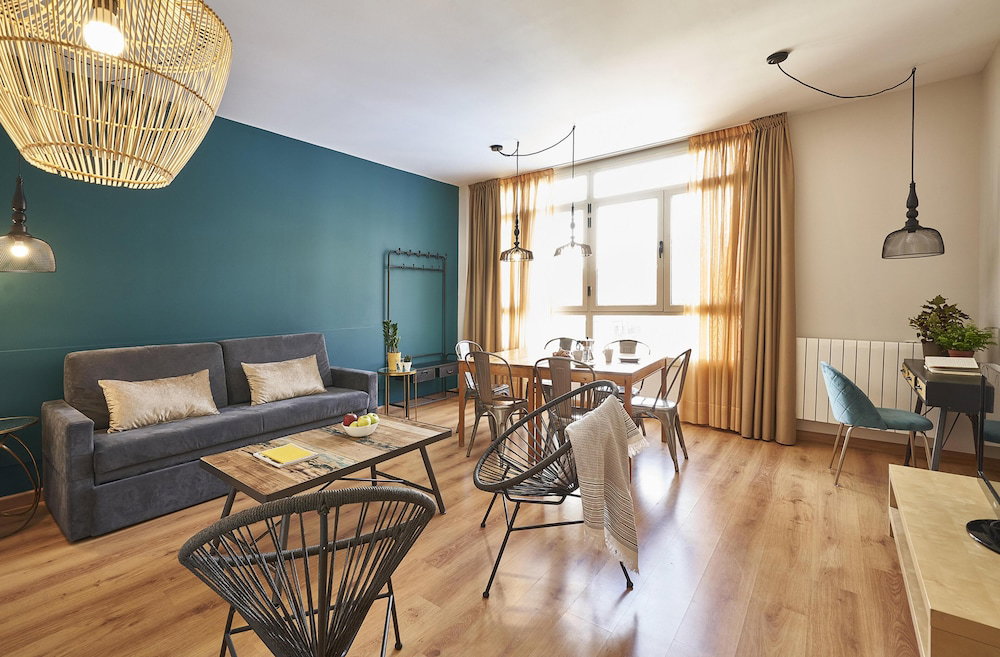 Hotel Barcelona Sants Station Apartments