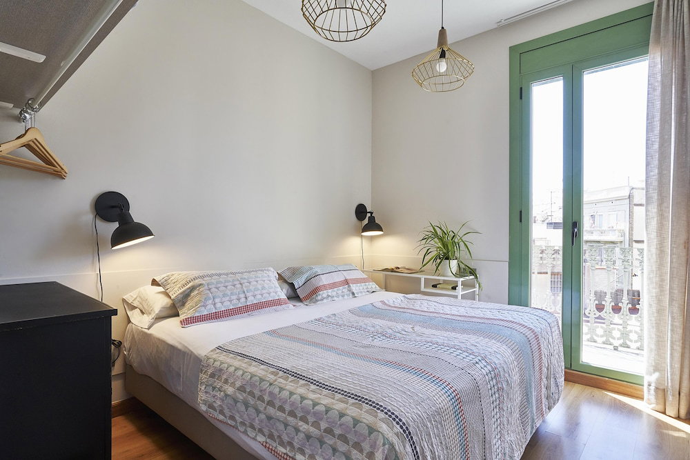 Barcelona Sants Station Apartments
