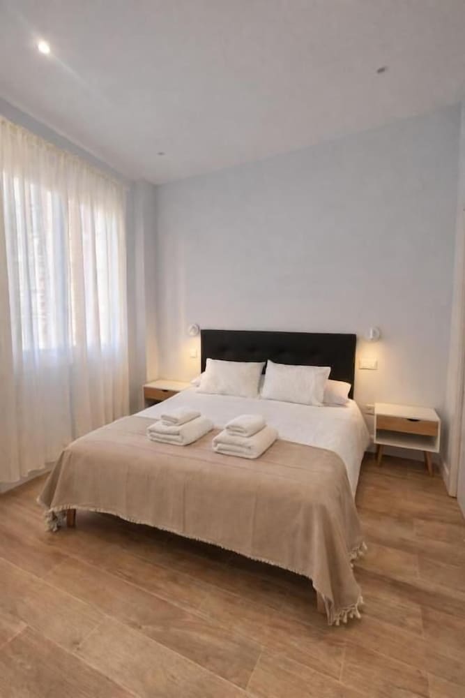 Hotel Collection Ifema I - V