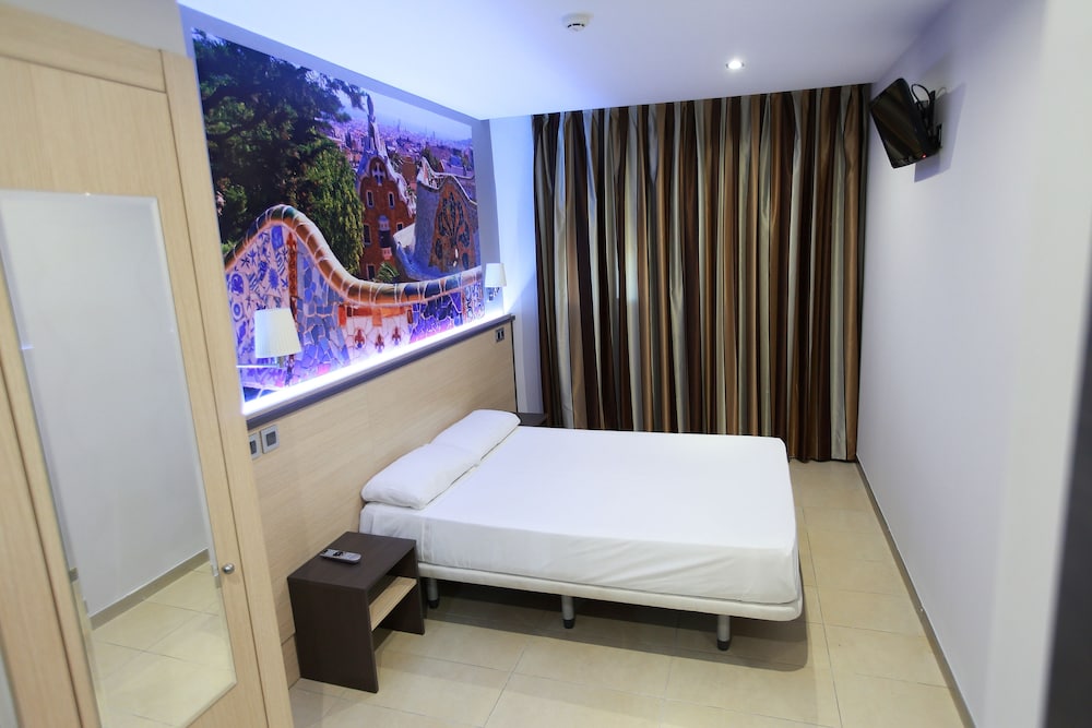 Hotel Hostal Las Flores