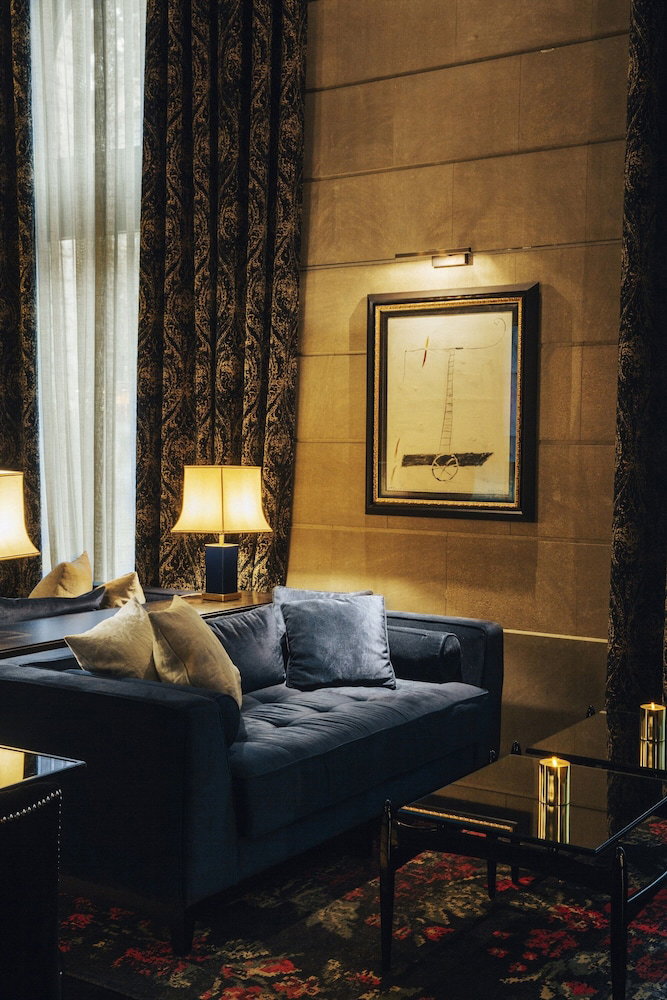 Hotel Bagues, A Small Luxury Hotels Of The World