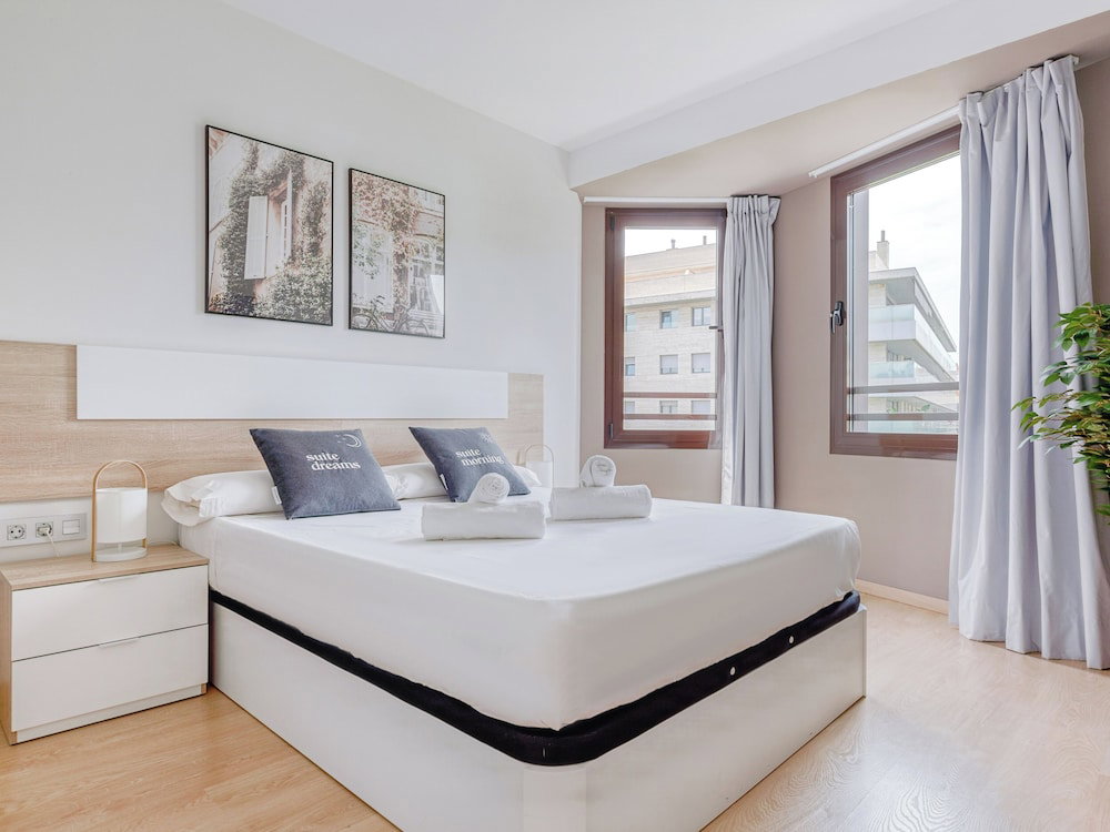 Hotel Limehome Barcelona Carrer De Fontcoberta