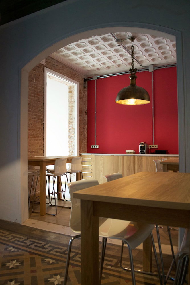 Cosmopolitan Boutique Rambla By Blossom Hotels