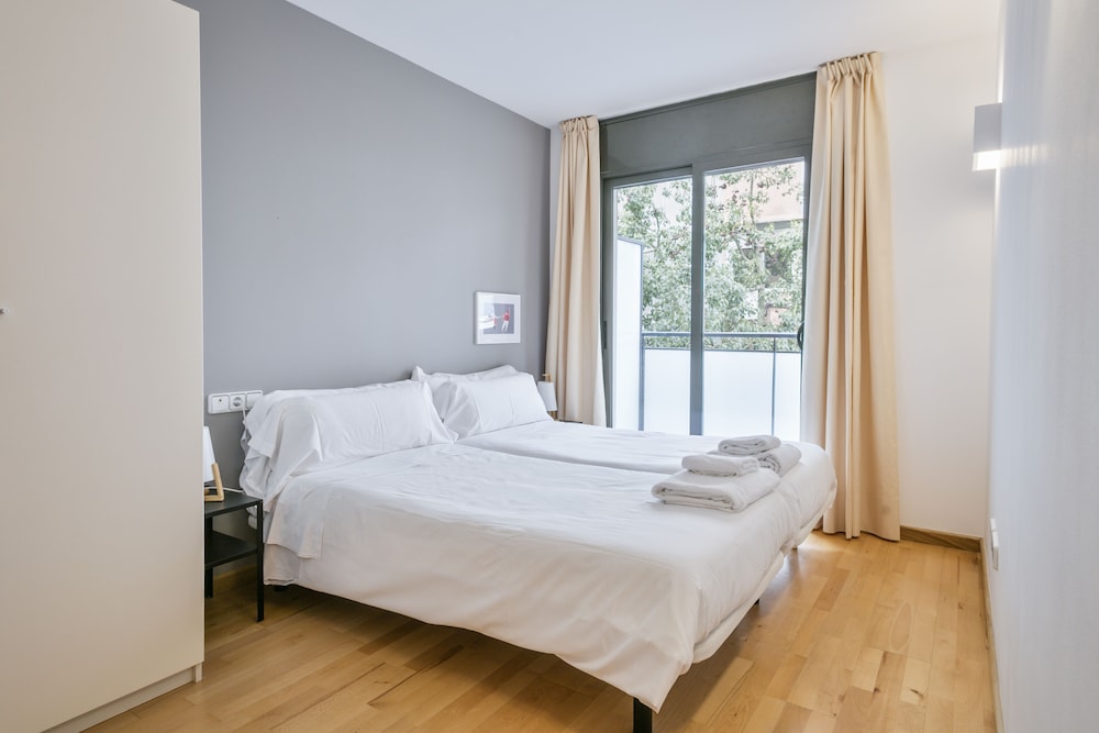 Inside Barcelona Apartments Princep