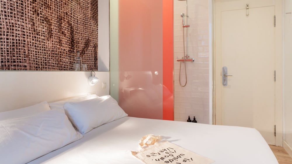 Hotel Chic&Basic Tallers Hostal