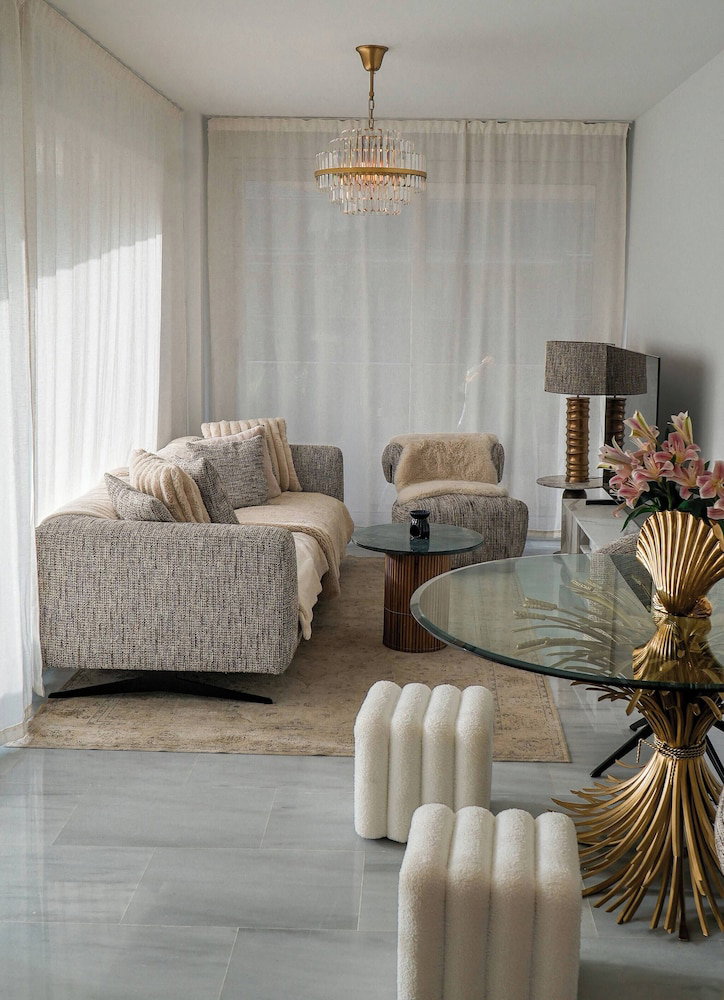 Hotel Stylish Benidorm Apartment, Pools, Sauna & Terrace