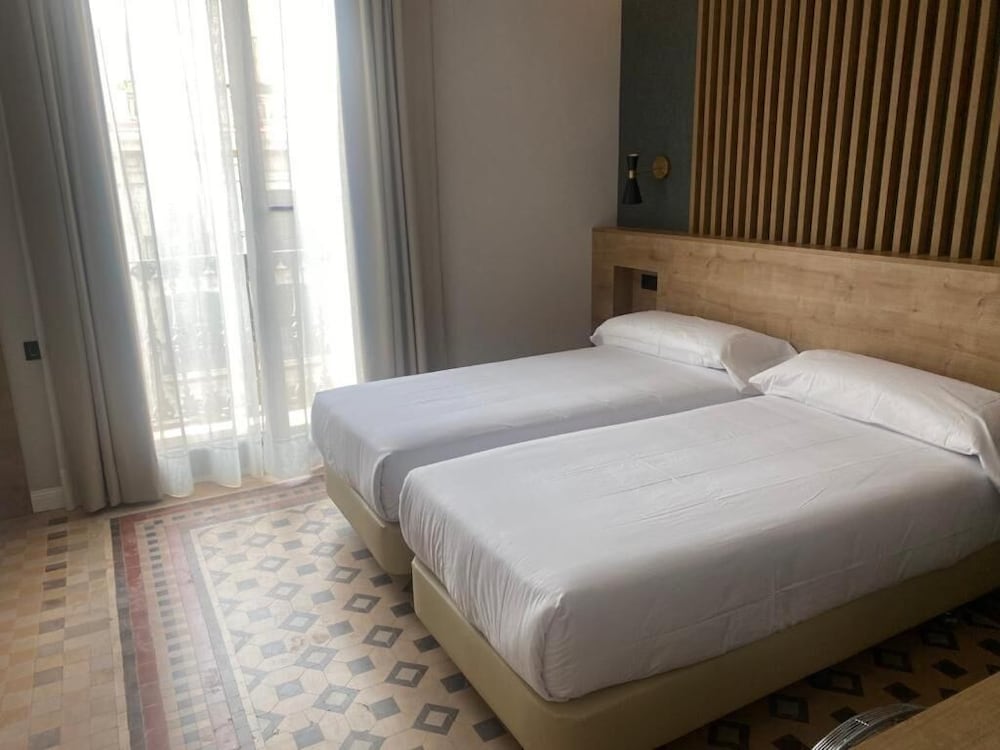 Fontanella By Bcn Urban Rooms