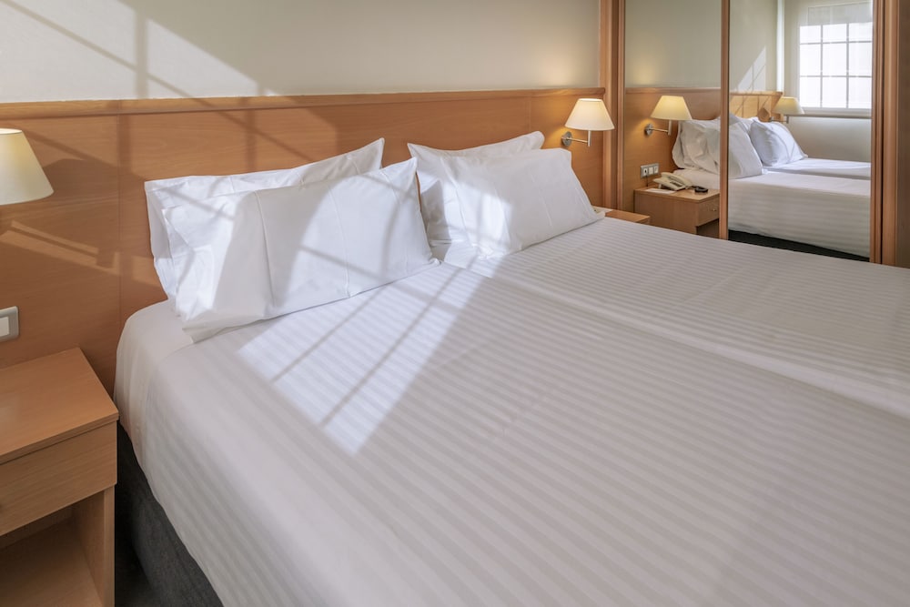 Apartamentos Playa De Castelldefels