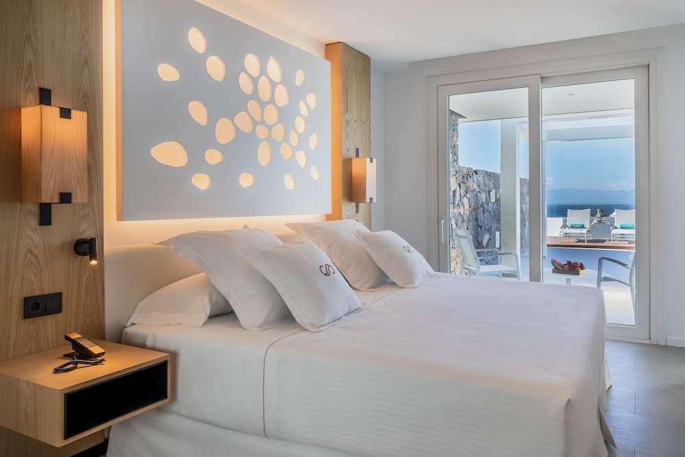 Royal Hideaway Corales Suites, Part Of Barceló Hotel Group