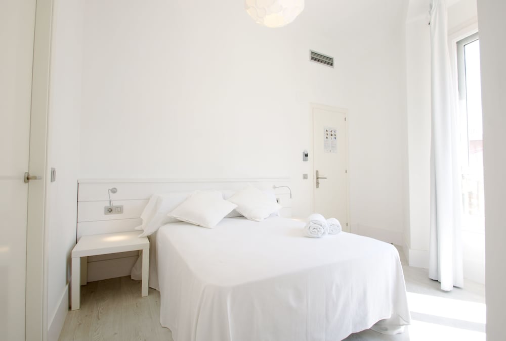 Hostal Express By Gaiarooms