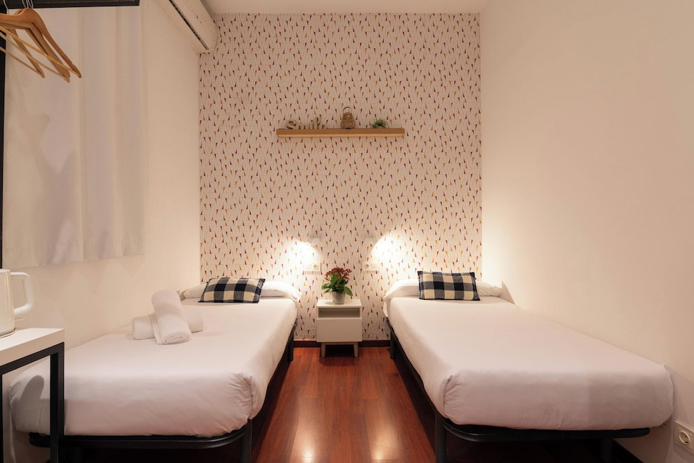 The Central House Barcelona Gracia - Hostel