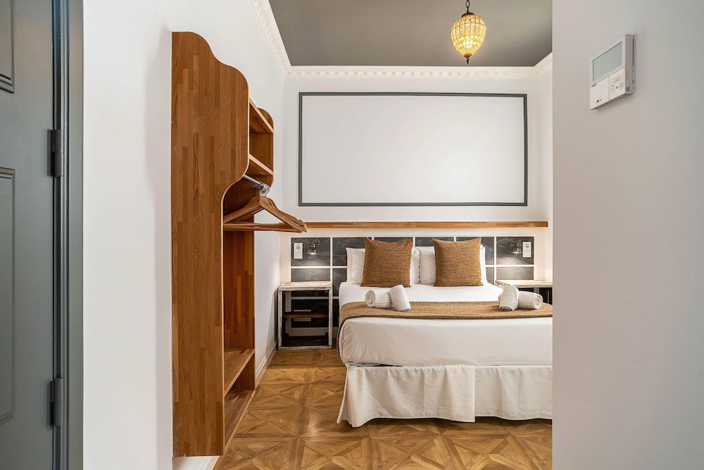 Casa Gracia Apartments