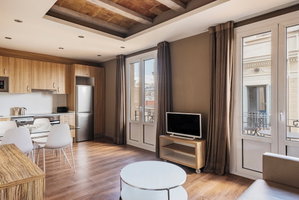 Hotel Milà Apartamentos Barcelona cazare la Vila de Gracia