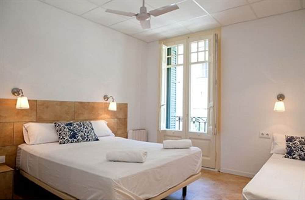 Hotel Hostal Martinval