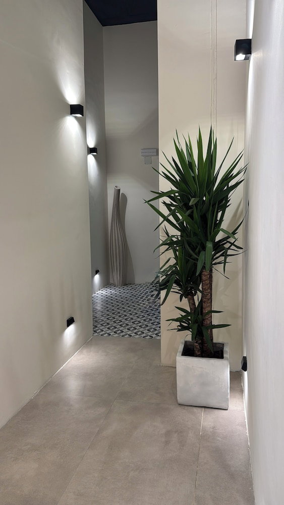 Giaco Suites