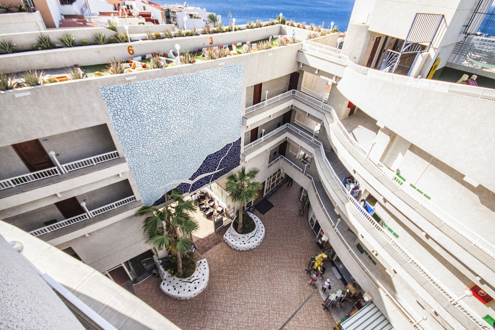 Apartamentos Vigilia Park