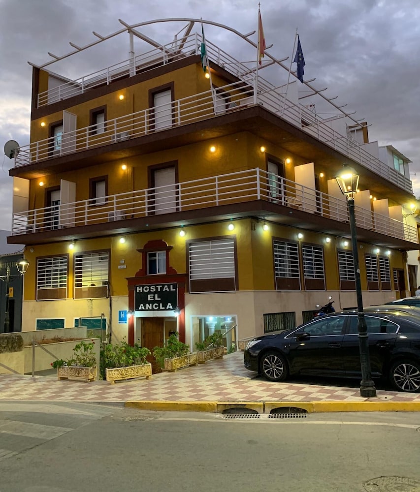Hotel Hostal El Ancla