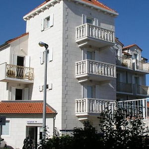 Hotel Villa Supetar cazare Supetar