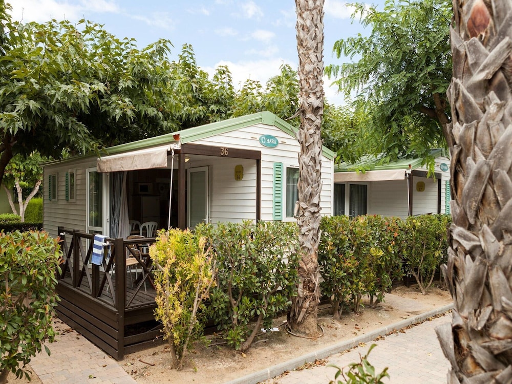 Hotel Coastal Charm In Tarragona